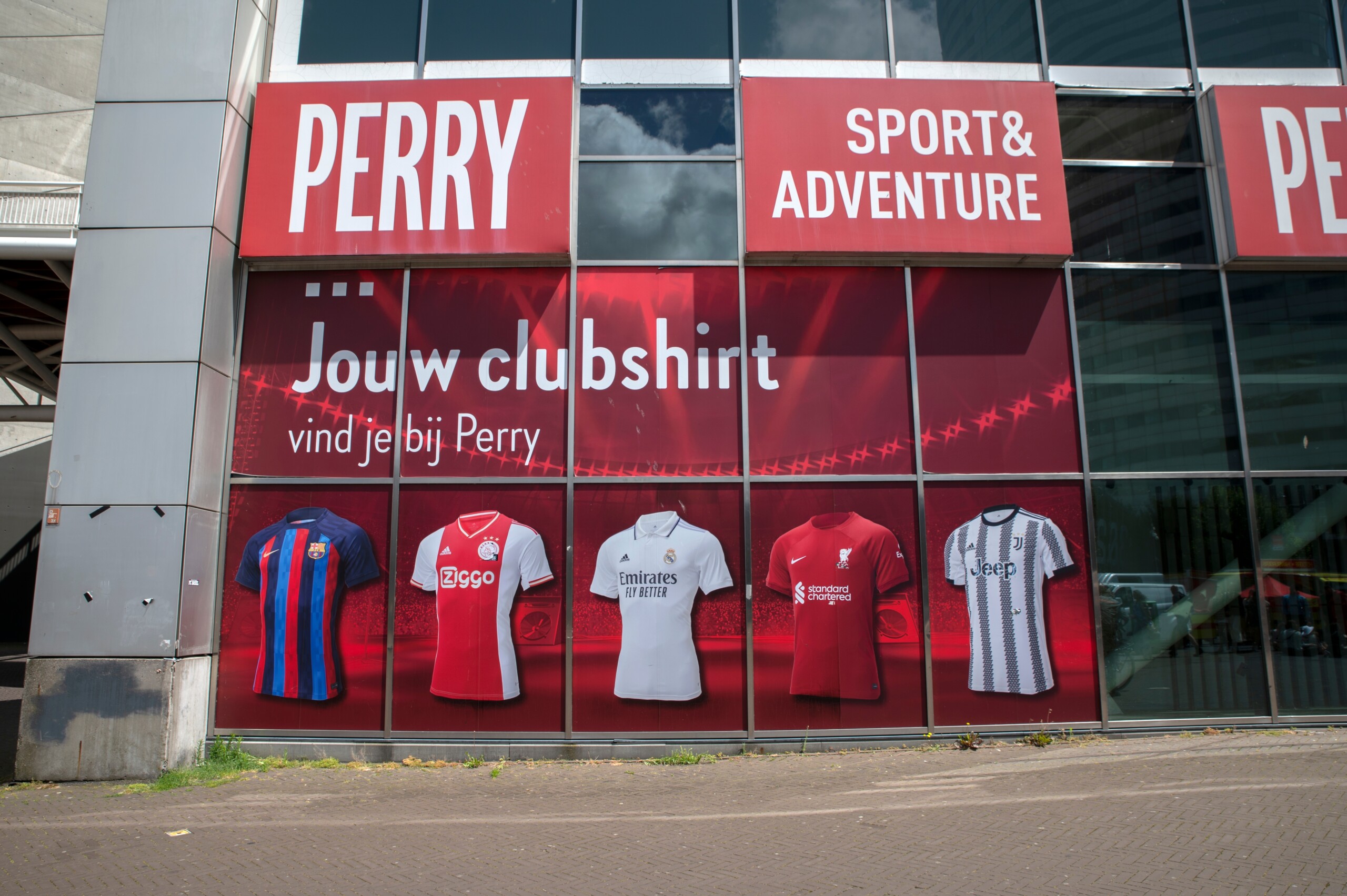 Billboard,Perry,Sport,Store,At,Amsterdam,The,Netherlands,4-7-2024