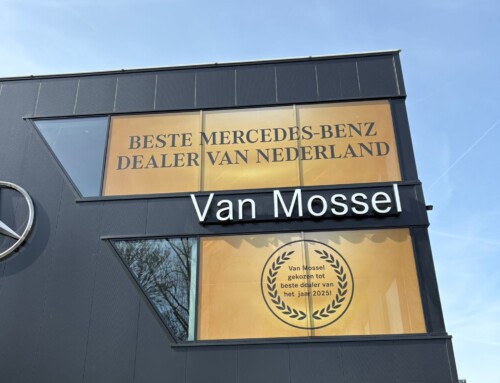 Gevelbestickering Mercedes-Benz Van Mossel